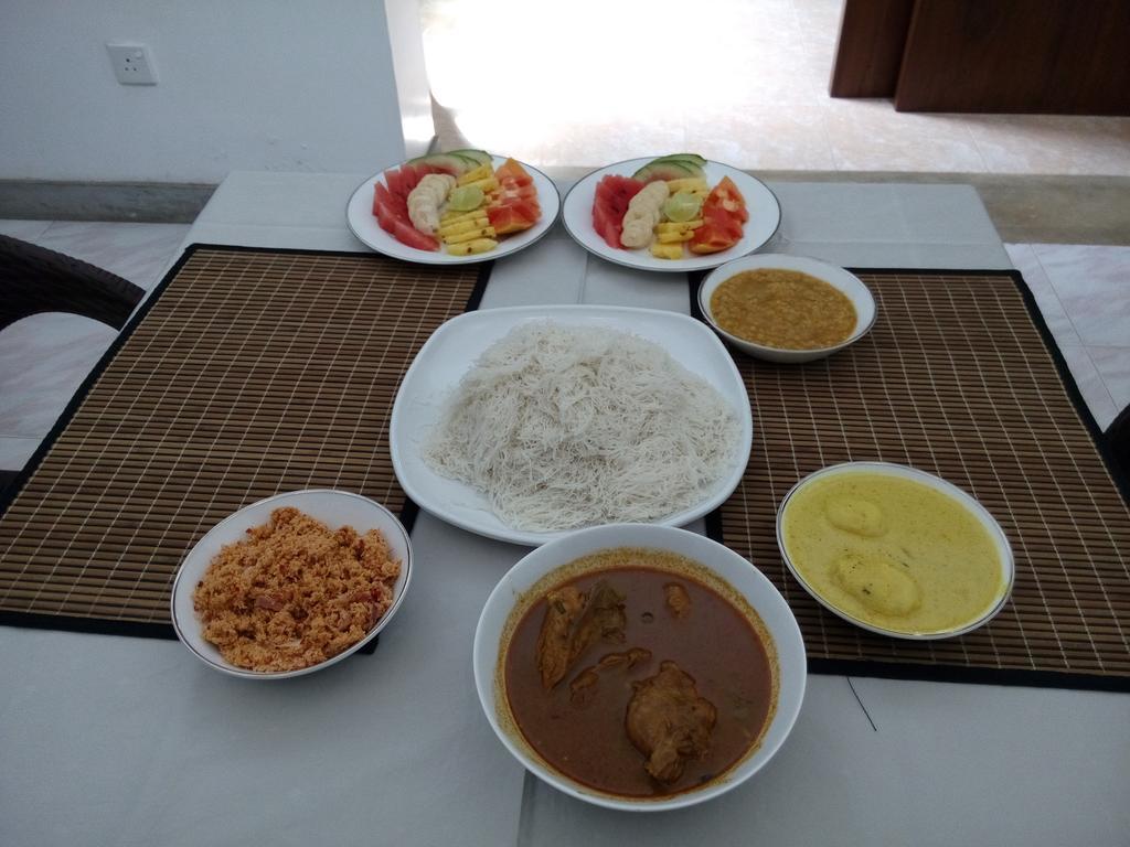 Inlak Garden Hotel Negombo Exterior foto