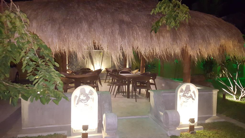 Inlak Garden Hotel Negombo Exterior foto