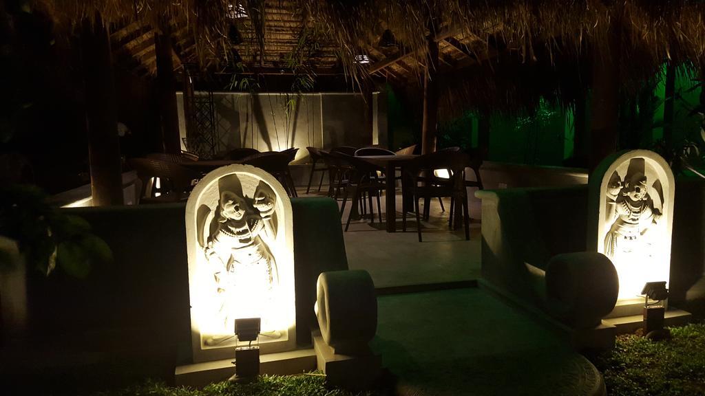 Inlak Garden Hotel Negombo Exterior foto
